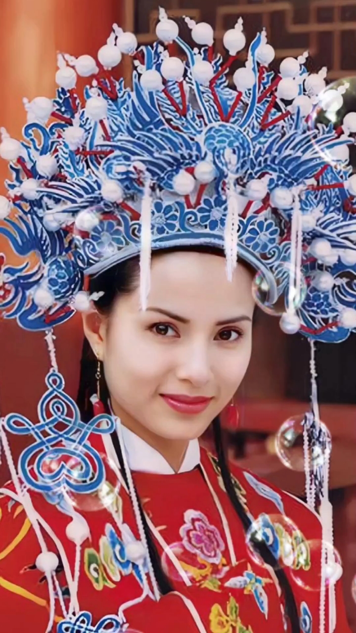 李若彤年轻时真好看