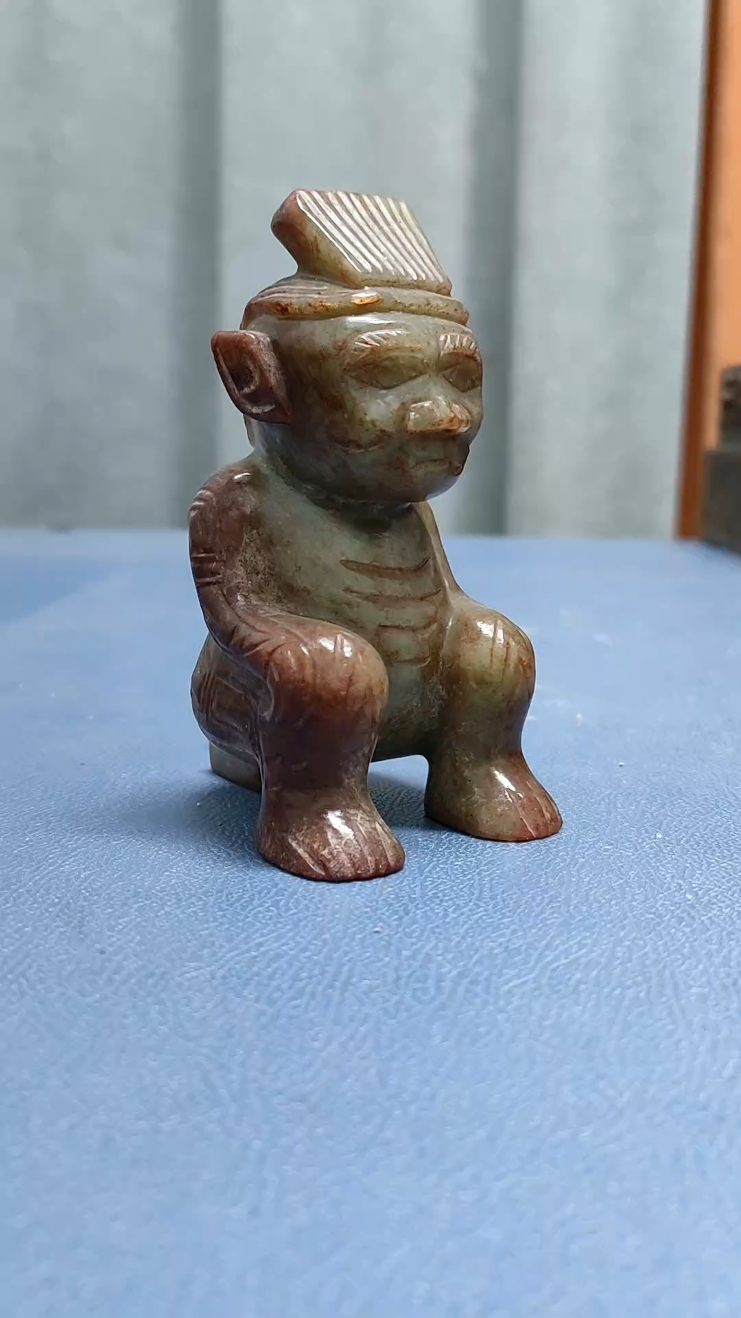 商周高古玉玉坐人