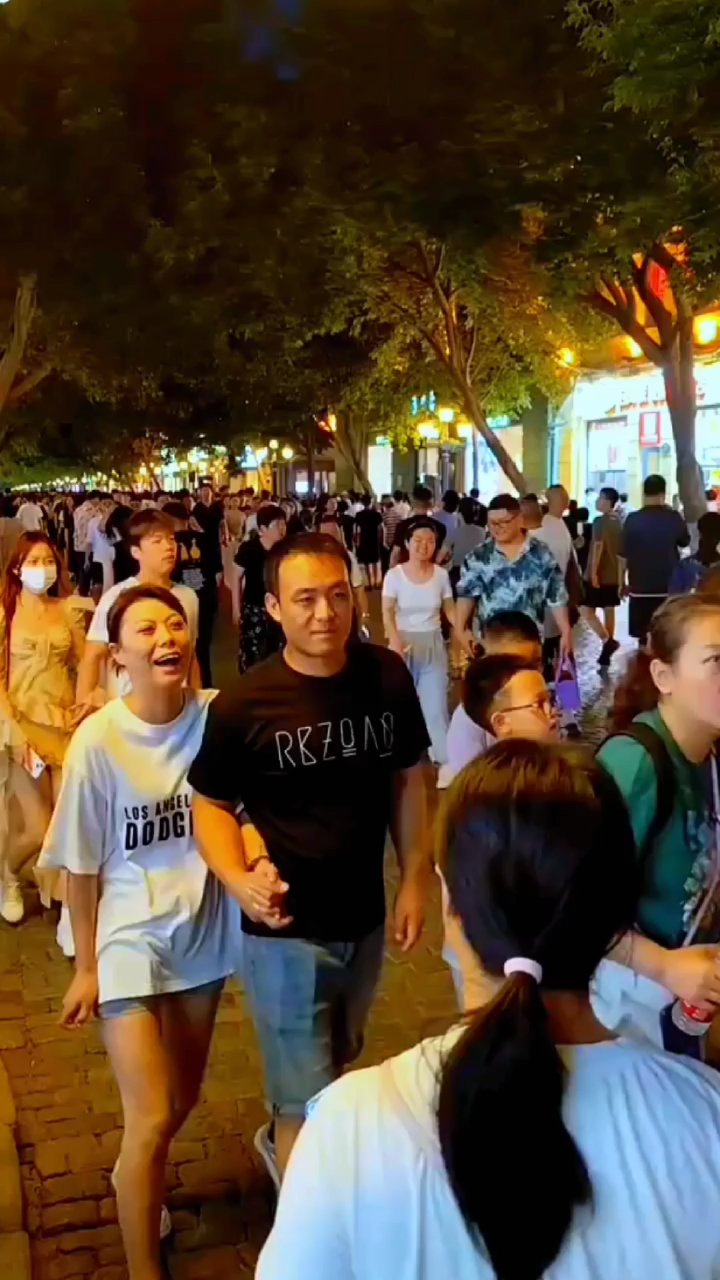 茫茫人海,有多少擦肩而过?漫漫一生,有多少真诚守候?