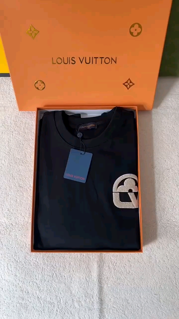 lv高品质t恤,款式新颖好看