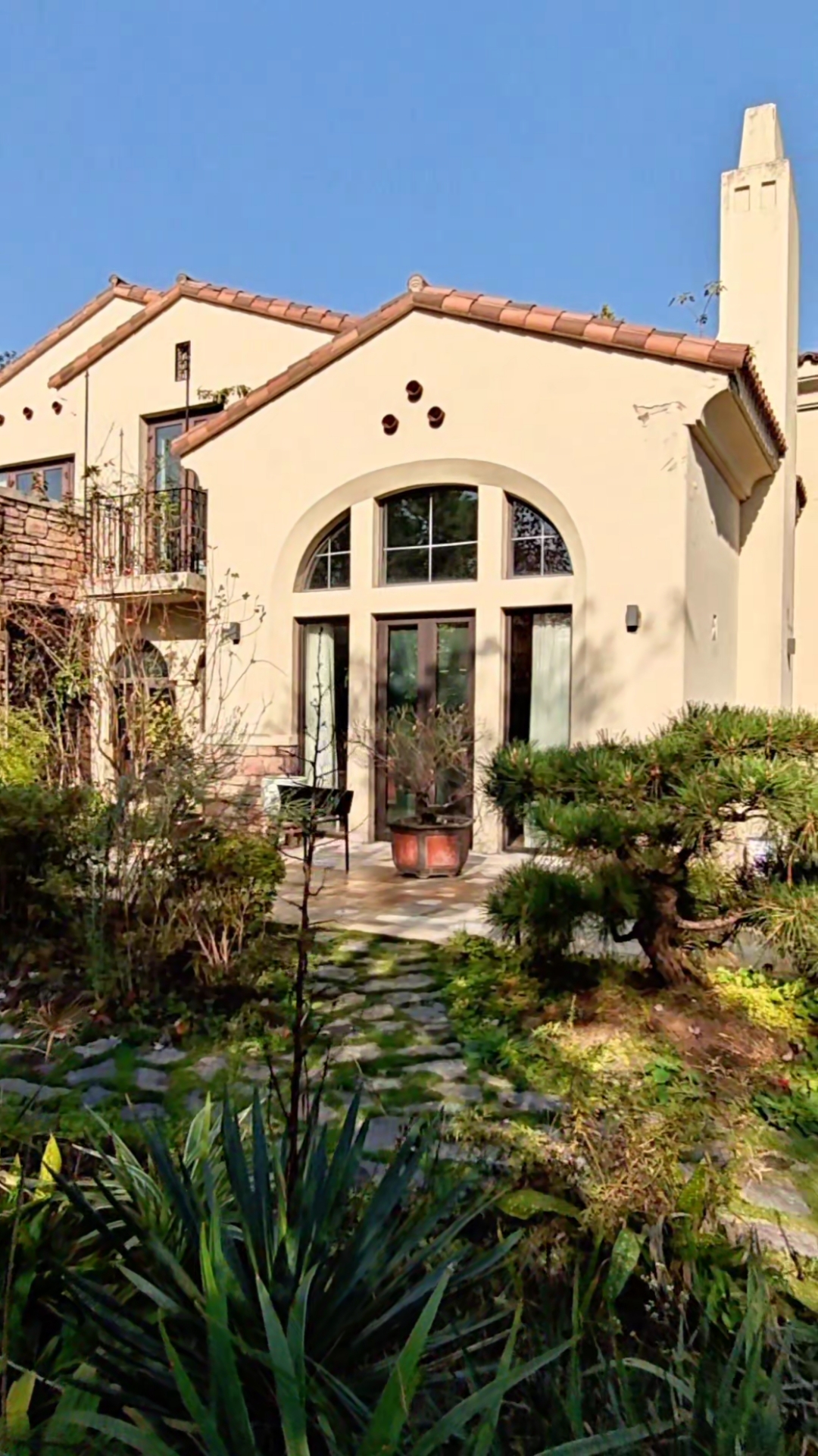 南加州别墅 纯地上2层 花园占地774平 庭院花园