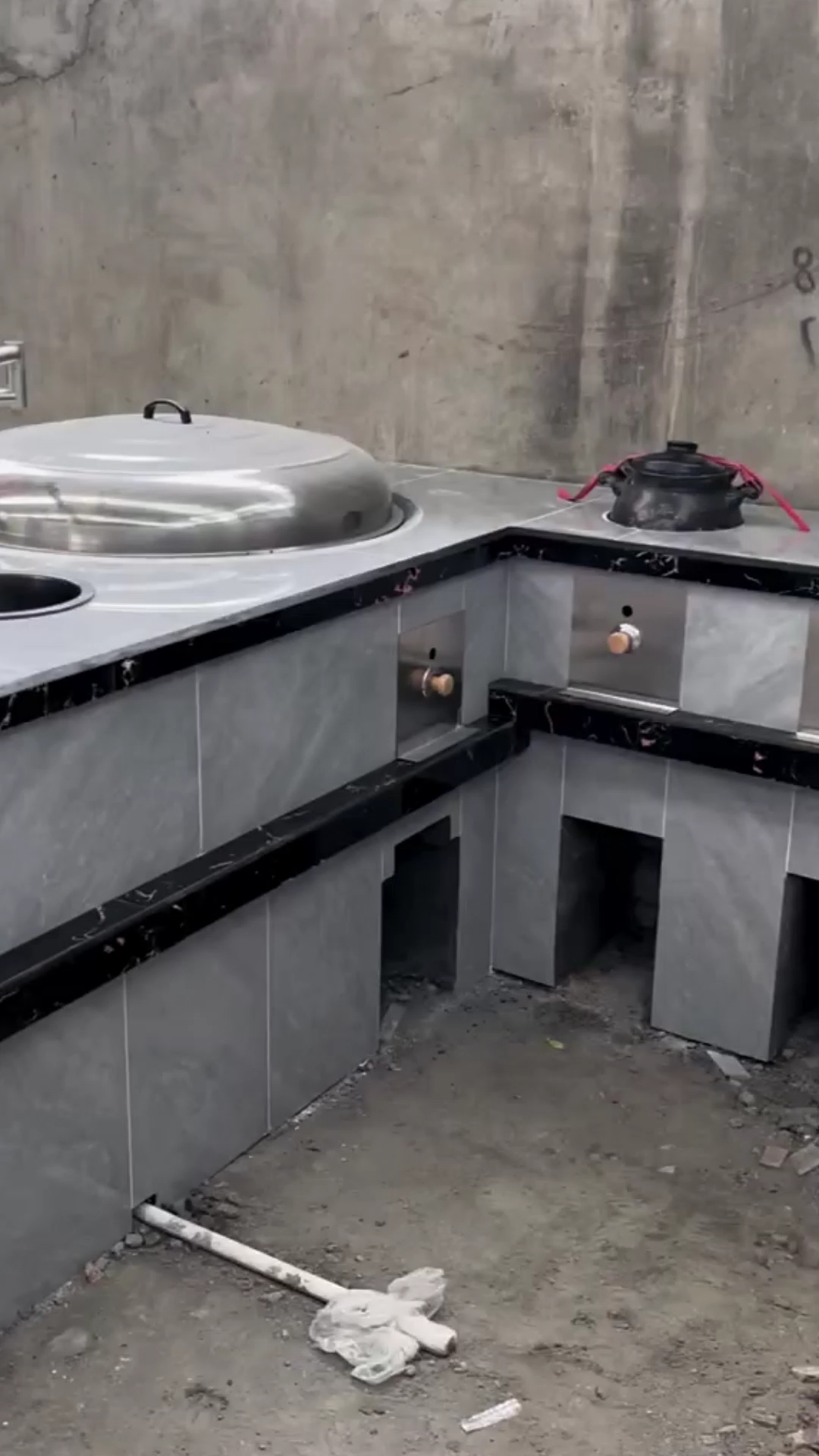 各种锅的大小柴火灶