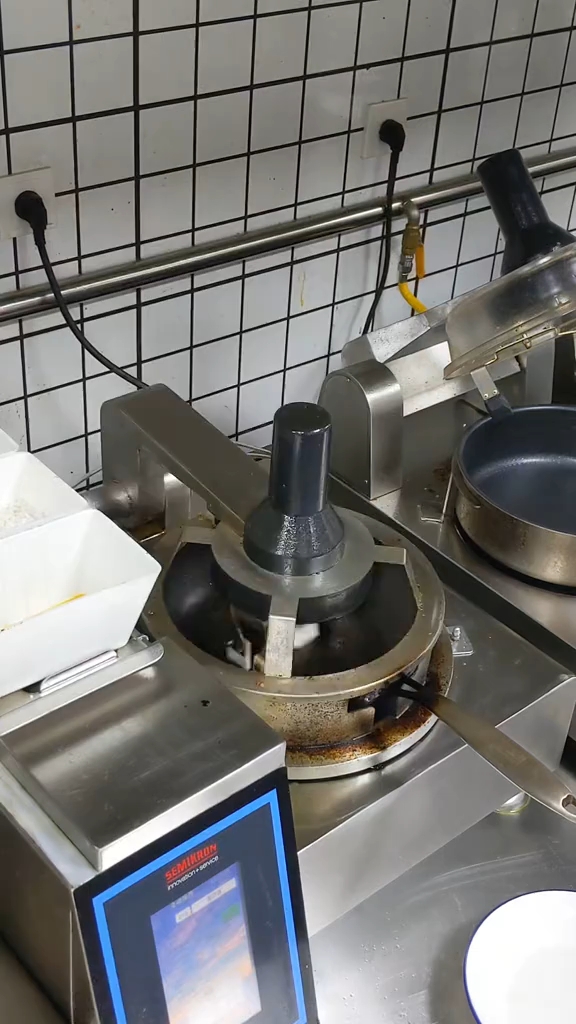 用机器给大家炒个蛋炒饭,太牛了