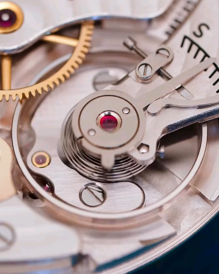 美国制表史上最精致的机芯之一,汉密尔顿921机芯