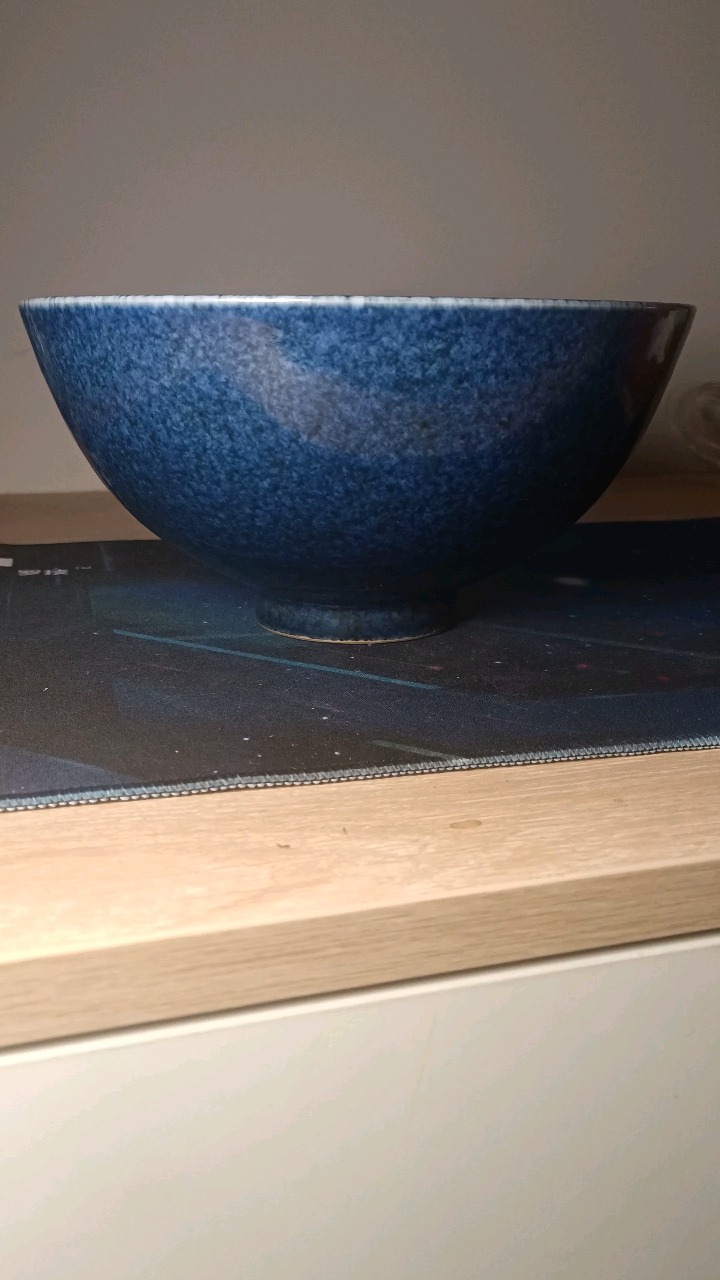 明代宣德苏麻离青釉洒蓝