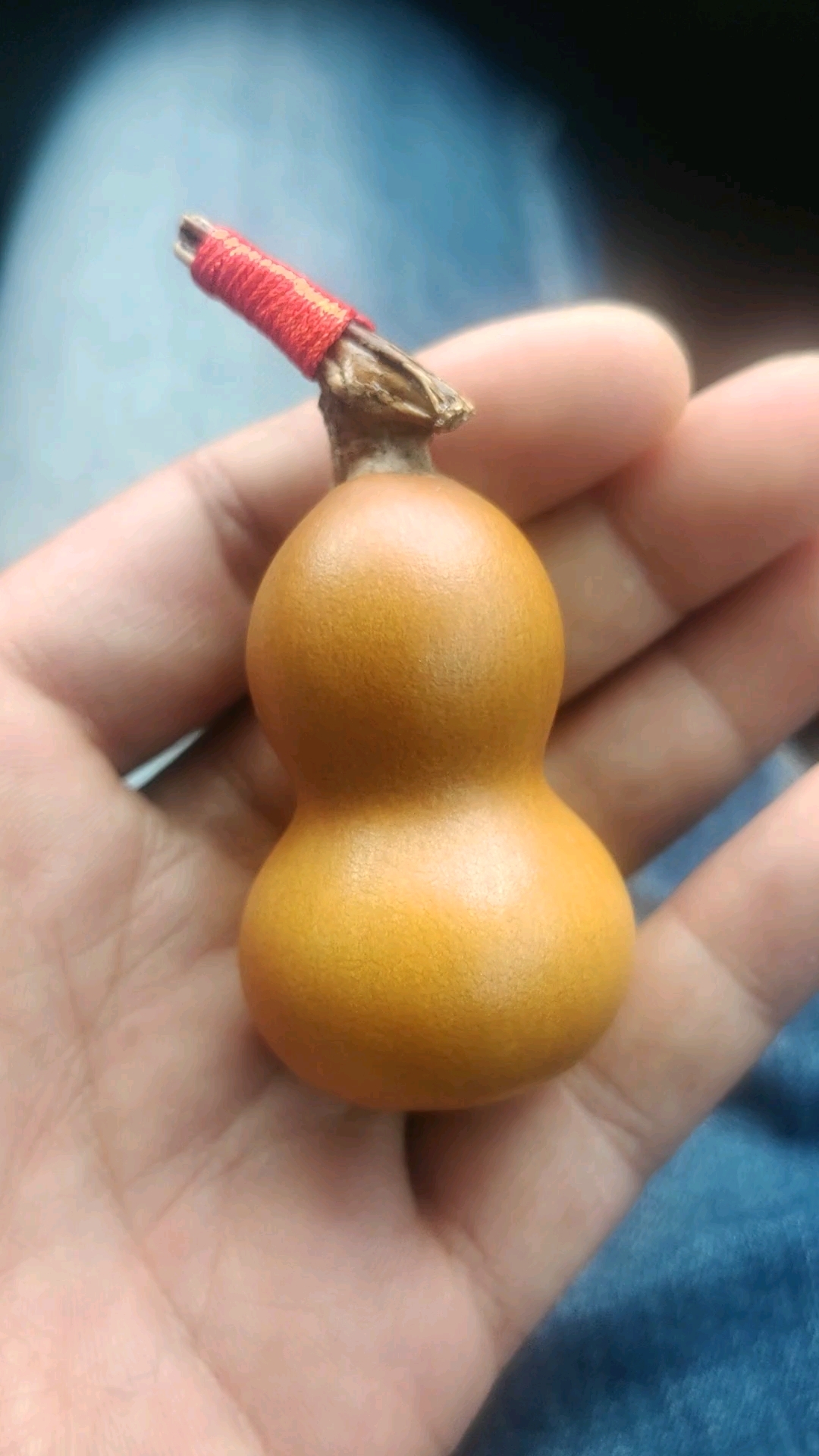 小花生葫芦手把件