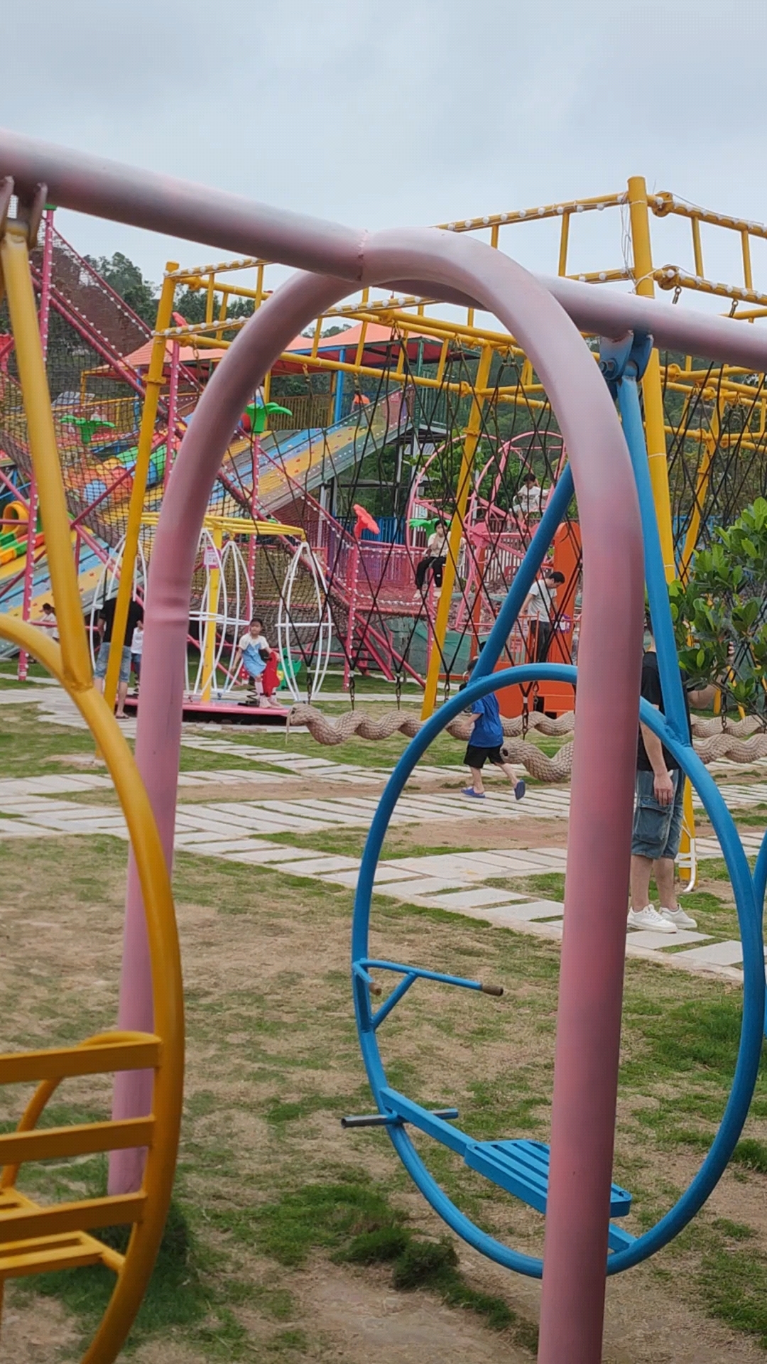 让我们一起走进游乐园大本营