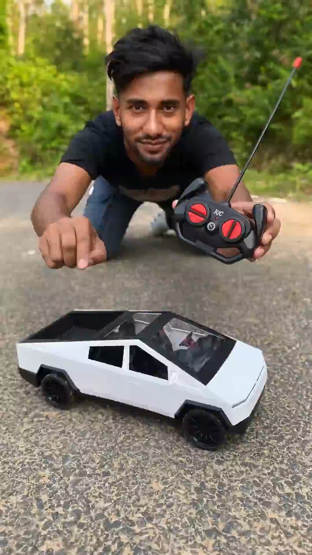 儿童遥控玩具车