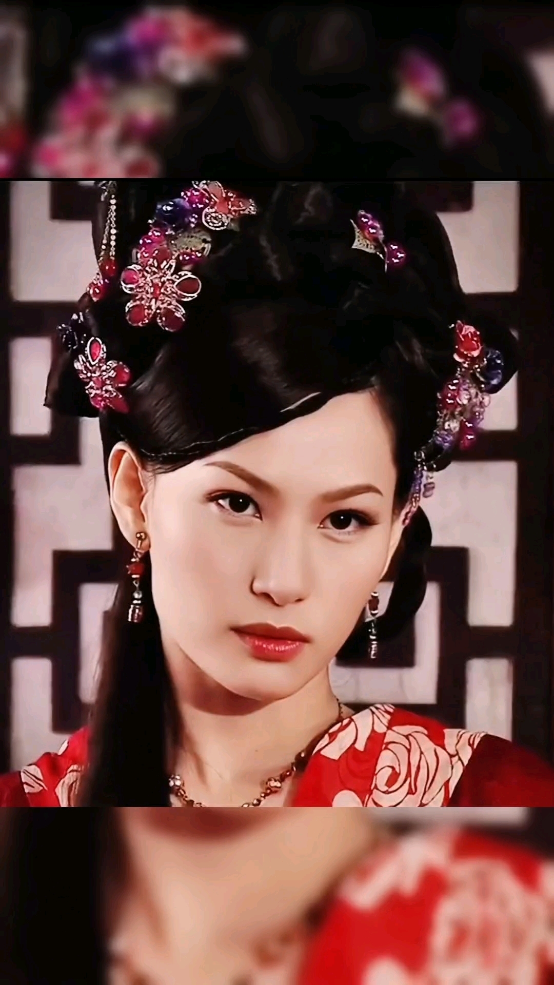 徐子珊  古装也很美,个人感觉比现代装差一丢丢