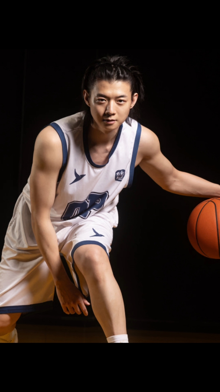 霍尊,是小姑娘吗?