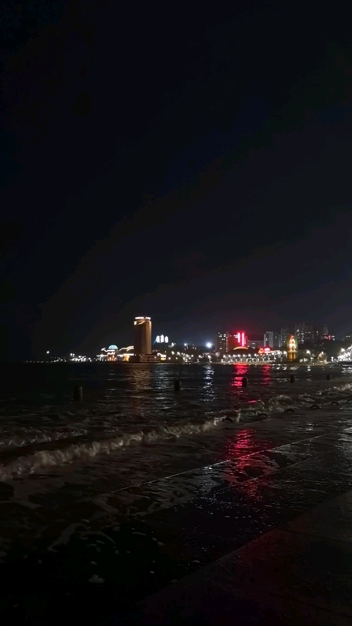 大海夜景真实图片