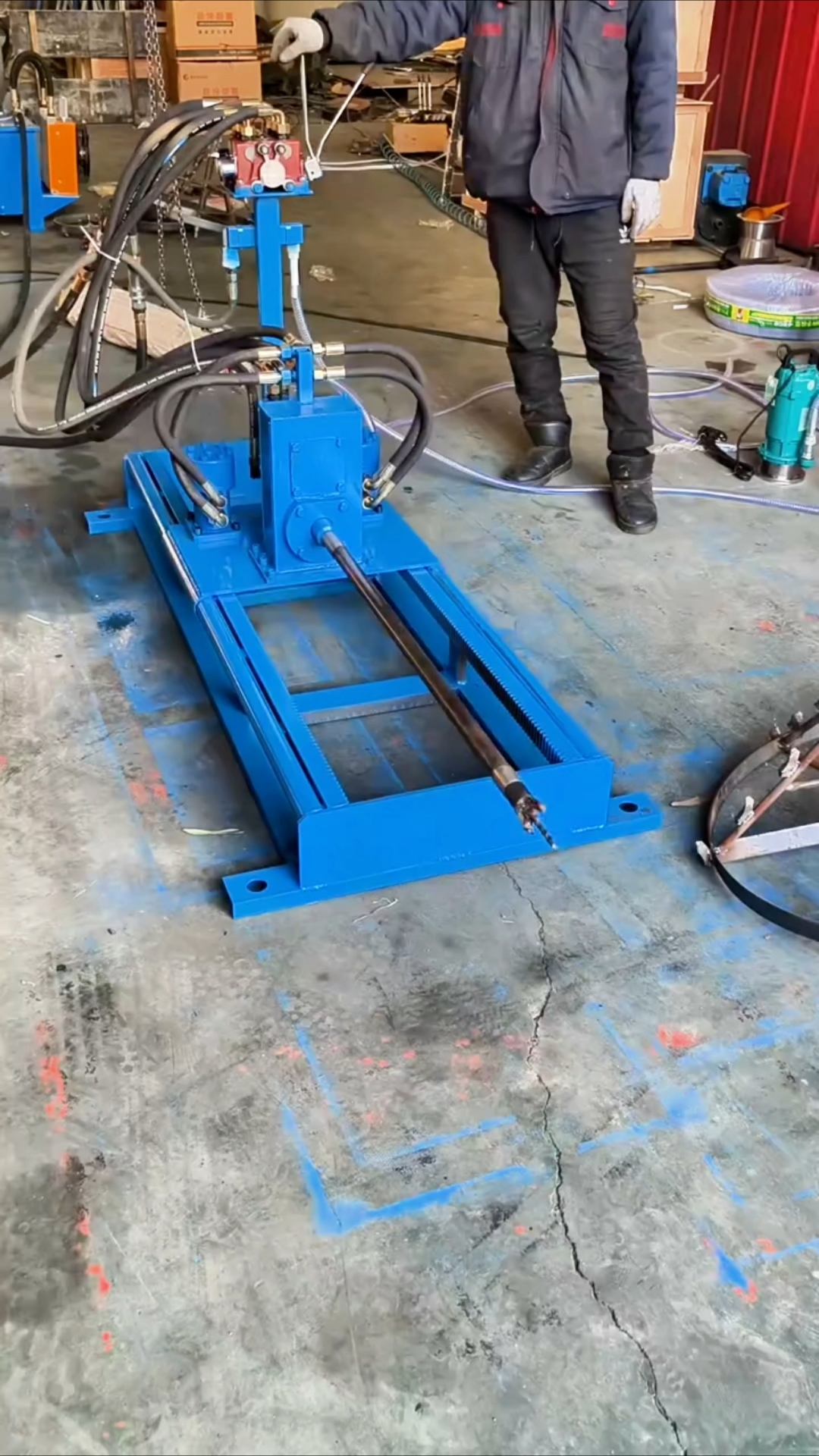 小型液压水平定向钻机打过路孔穿管钻机