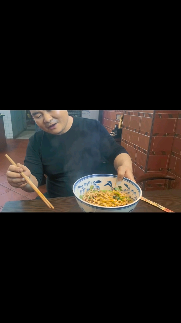 耿一碗餐饮管理有限公司,旗下品牌,河津市耿一碗牛肉面.