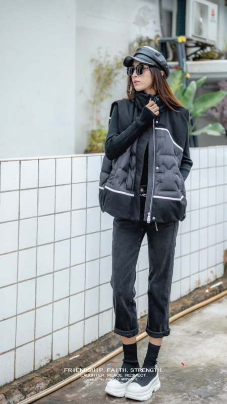 dmdl黛美多丽毫不费力的高级感羽绒马甲