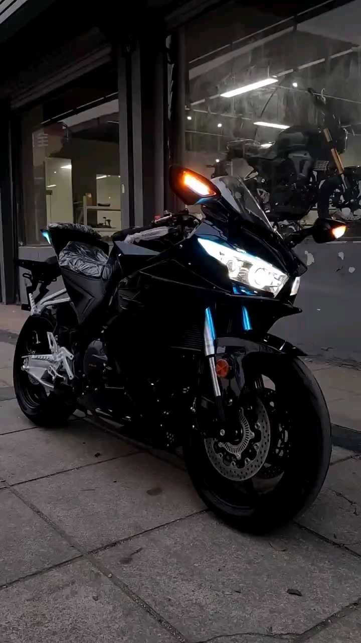 诺马刀风400有喜欢的嘛