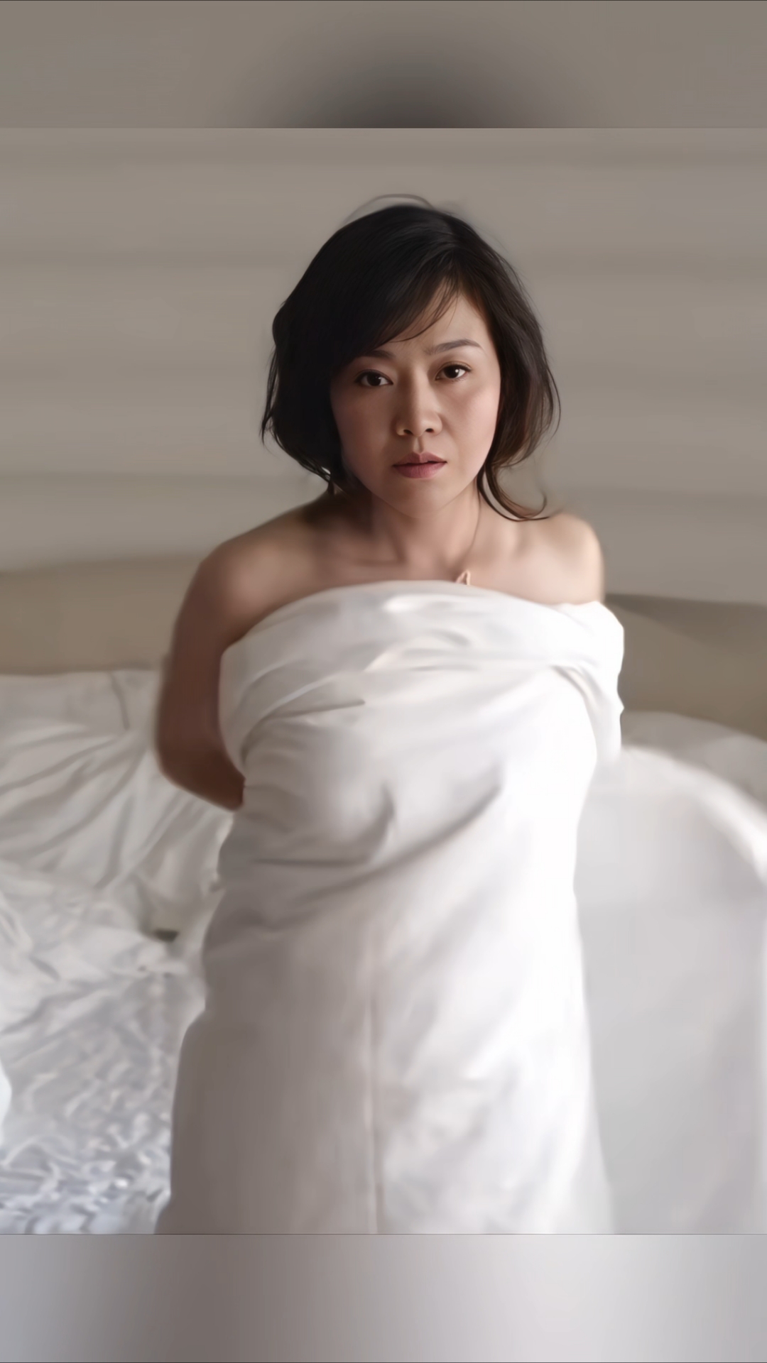 驼背哥 张嘉译和微醺姐 闫妮,两人真是一对戏精一对可爱的活宝