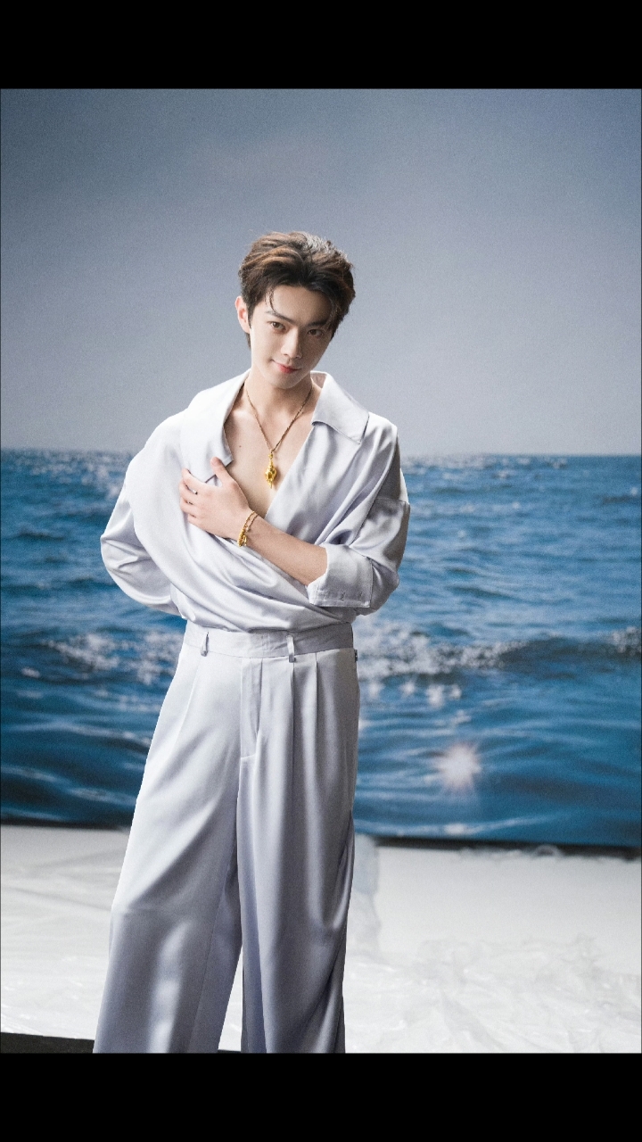 帅气暴击金至尊全球品牌代言人许凯