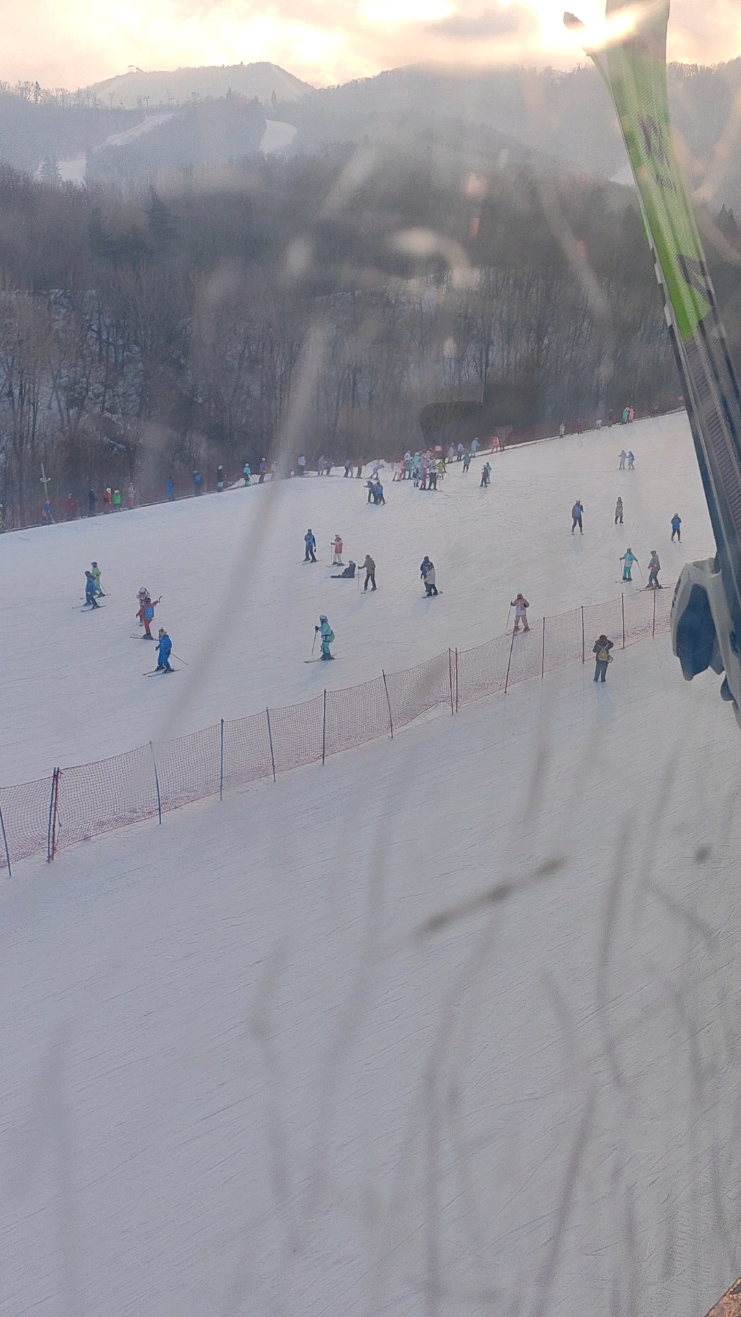 东北之旅回顾从索道缆车上俯瞰亚布力滑雪场