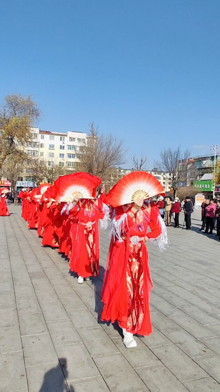 东北大秧歌伞头唱词图片