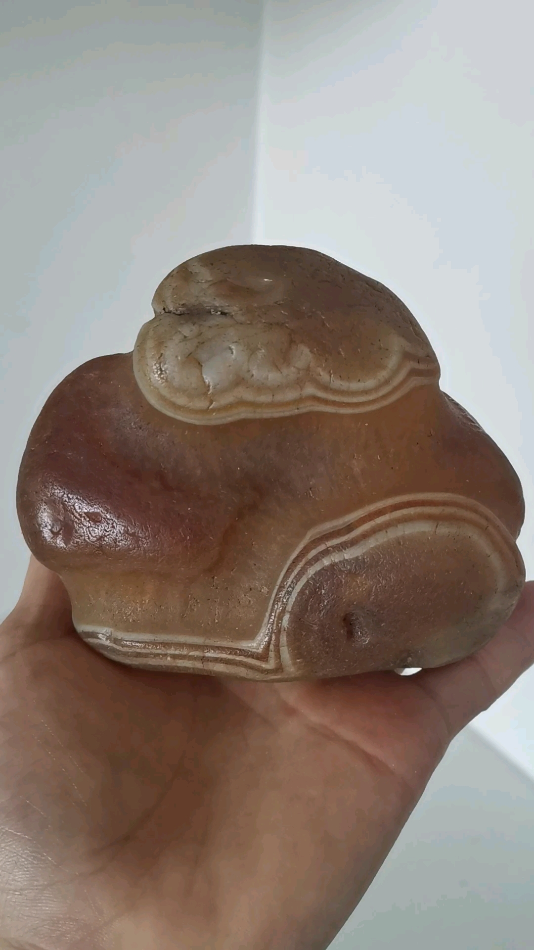 黑龙江省克山县玛瑙玉石,《小和尚》字奇石,来自大自然的馈赠,-度小视