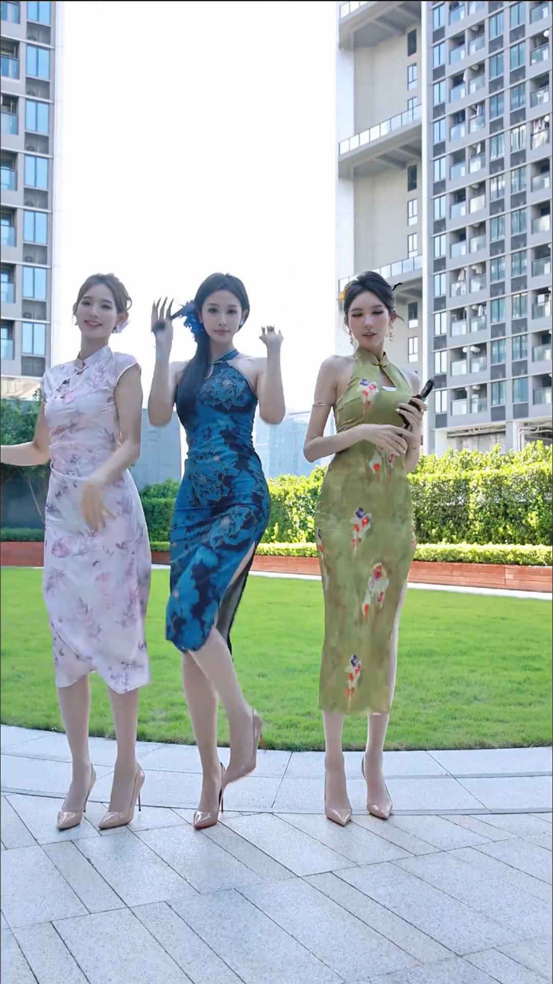 花了3天时间，，，，，我在MC里做出来有兽焉片头曲