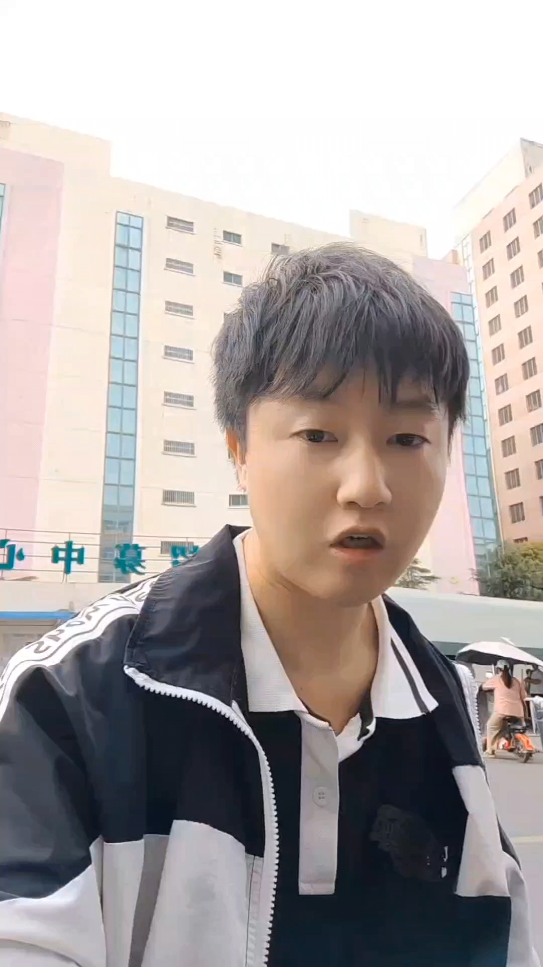 被骗了,今天来到昆山仁宝,刚才问了老员工,这个厂又是打螺丝的