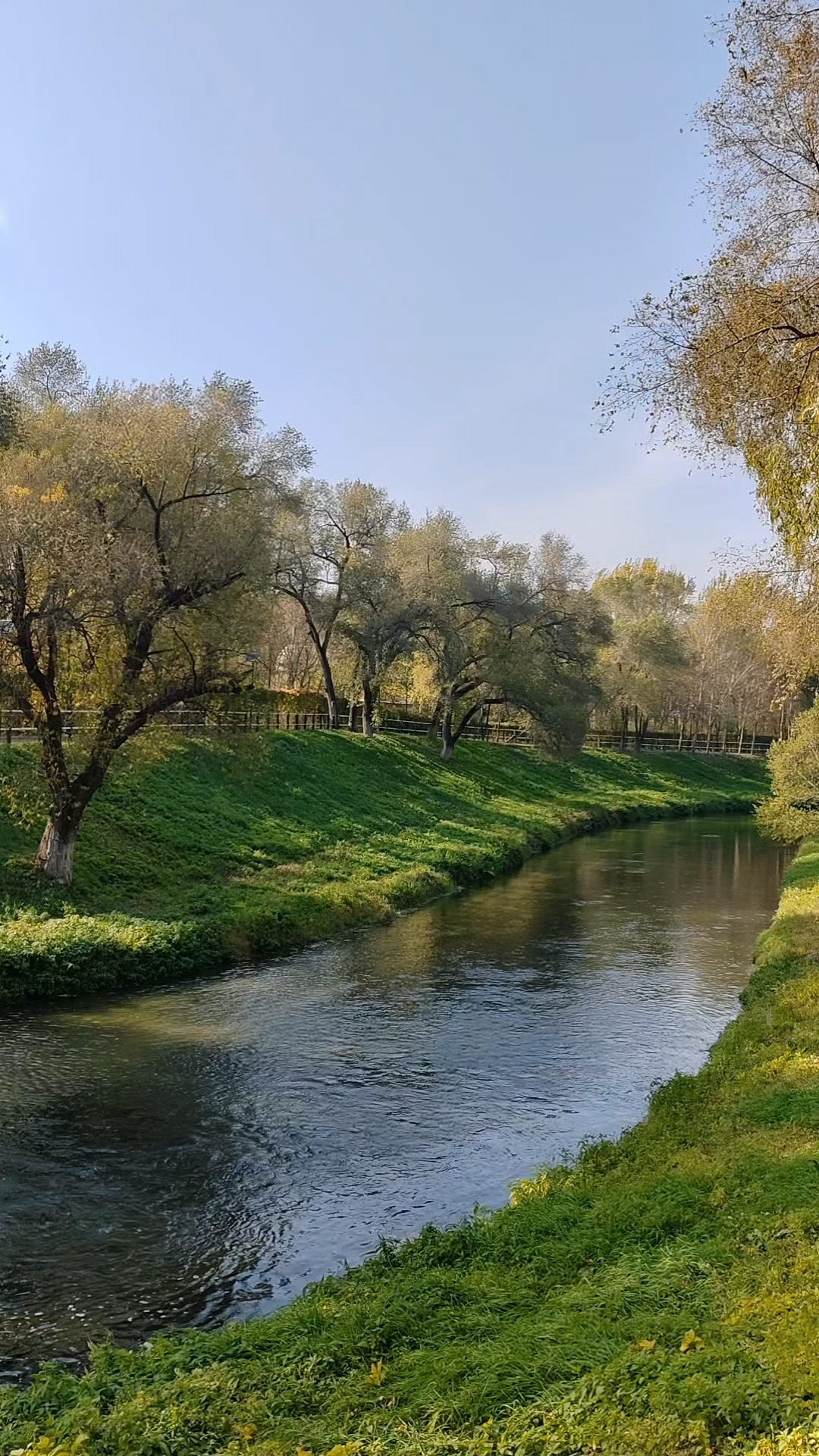 马家沟,绿水悠悠,静静流淌