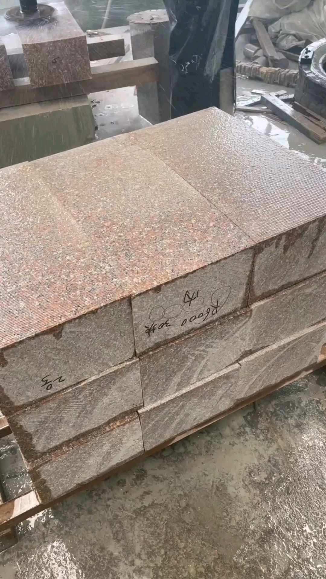 五莲红路沿石生产厂家,五莲红路侧石,五莲红路边石,路缘石