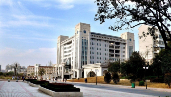 这几种孩子适合去重点高中,做"凤尾"比"鸡头"好,家长要注意