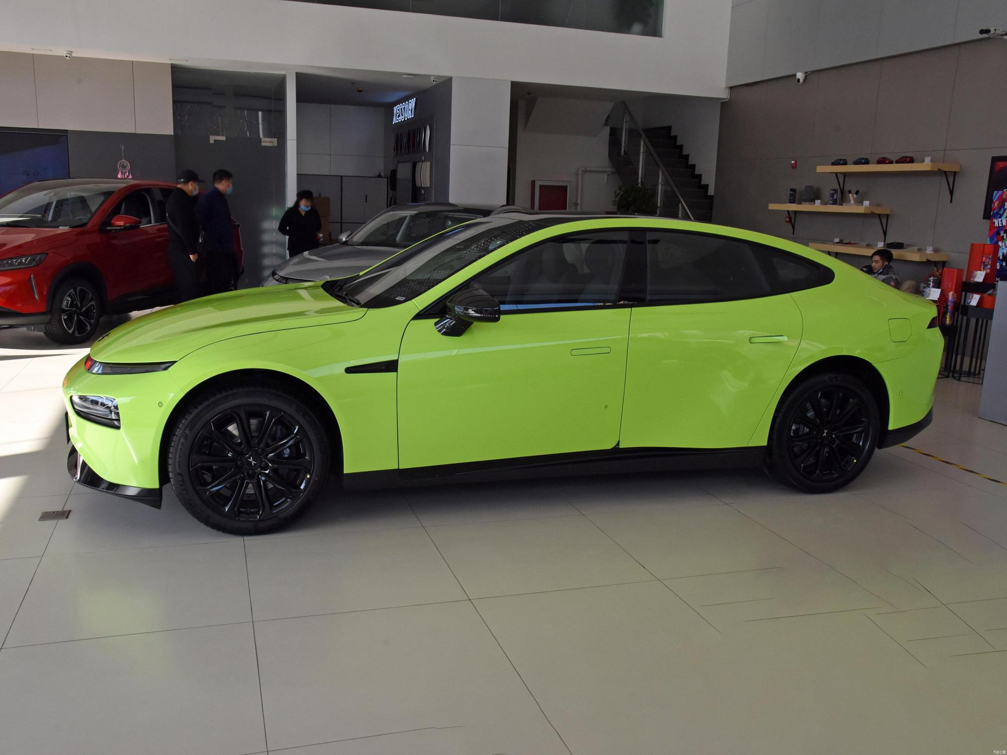 首批小鹏 p7 已发往挪威