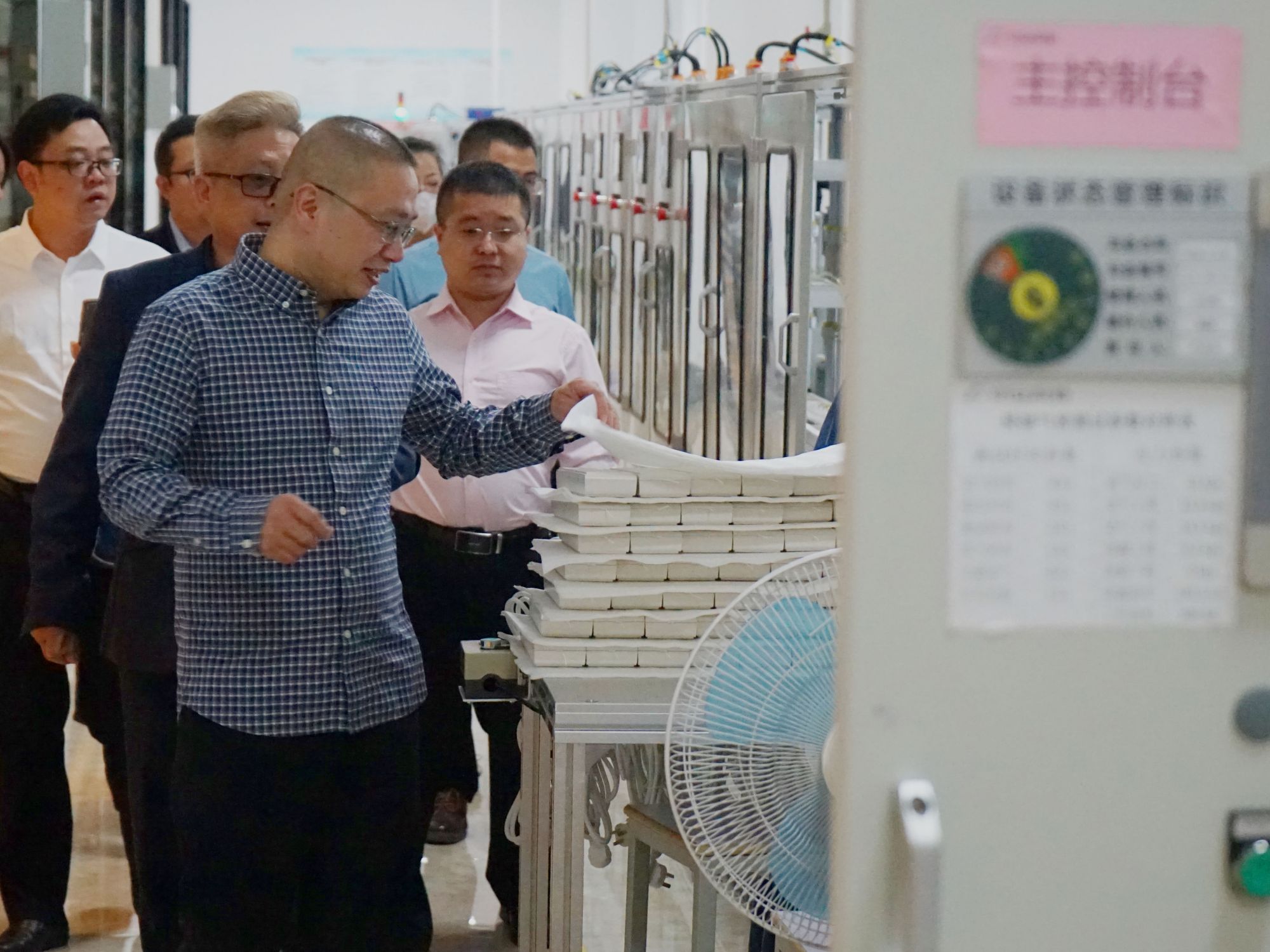 热烈欢迎寻乌县县委常委,常务副县长罗俊腾一行领导莅临中安考察