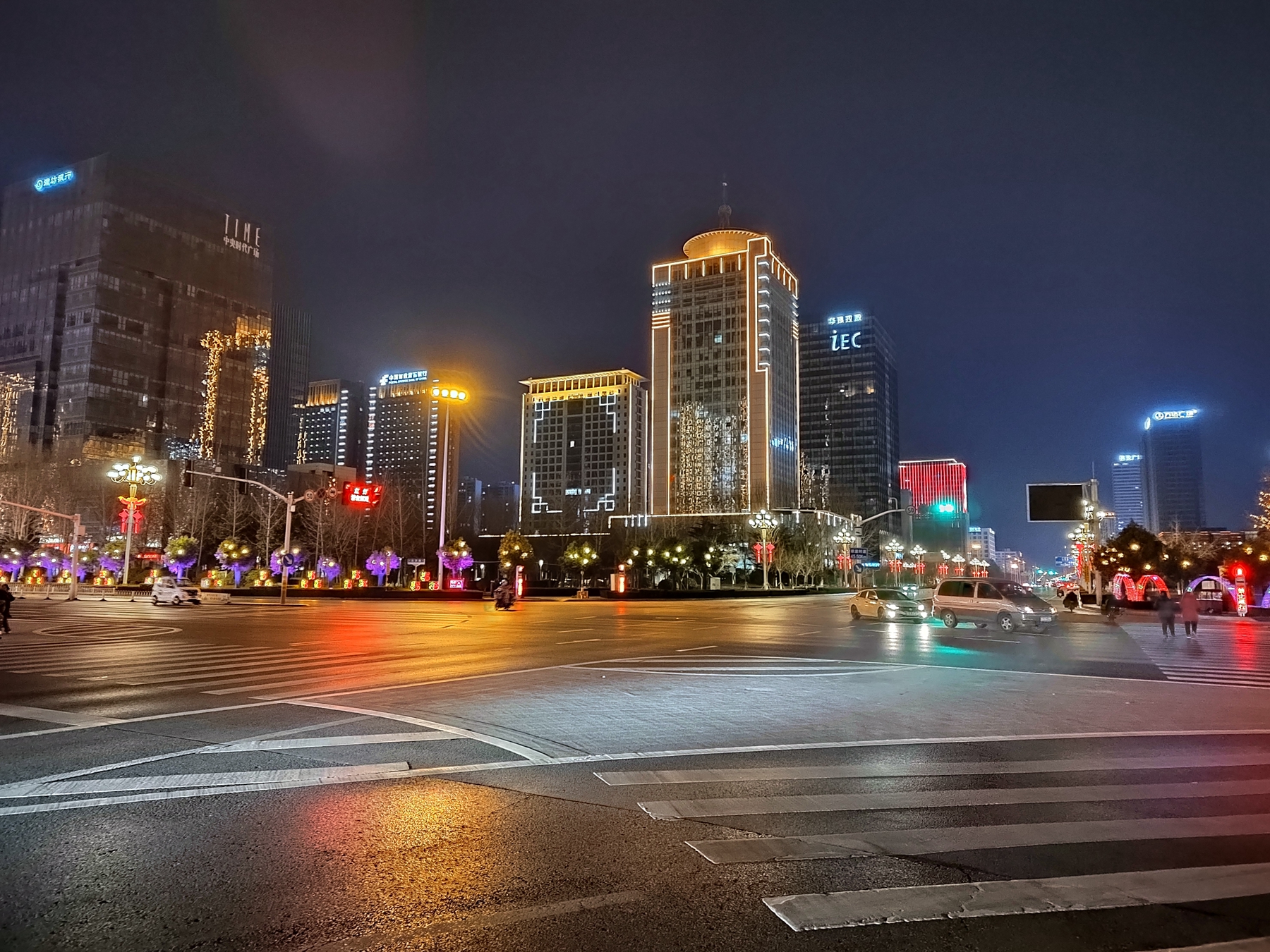 临沂手机拍摄的夜景图片