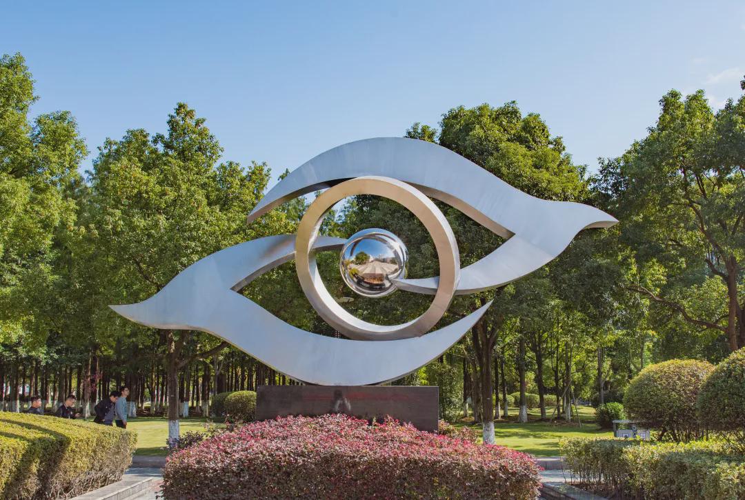 温州医科大学举行"生命大道"雕塑群揭幕仪式(多图)!