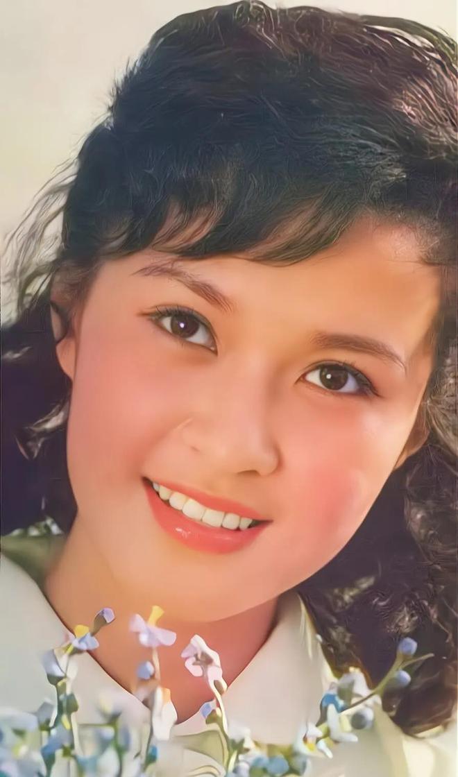回顾方舒一婚嫁陈国星,二婚嫁小10岁屠洪刚,今65岁苍老难辨
