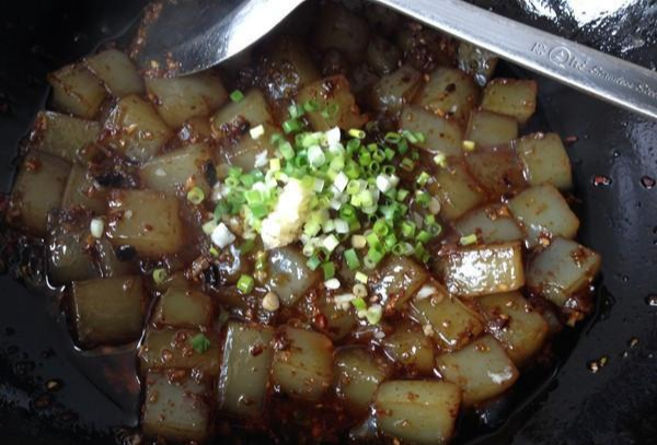 运城炒凉粉好吃吗,怎么做?