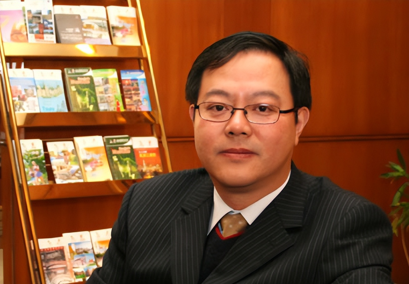 委员张文迪提议,将中小学睡眠质量纳入考核,获得家长大力支持