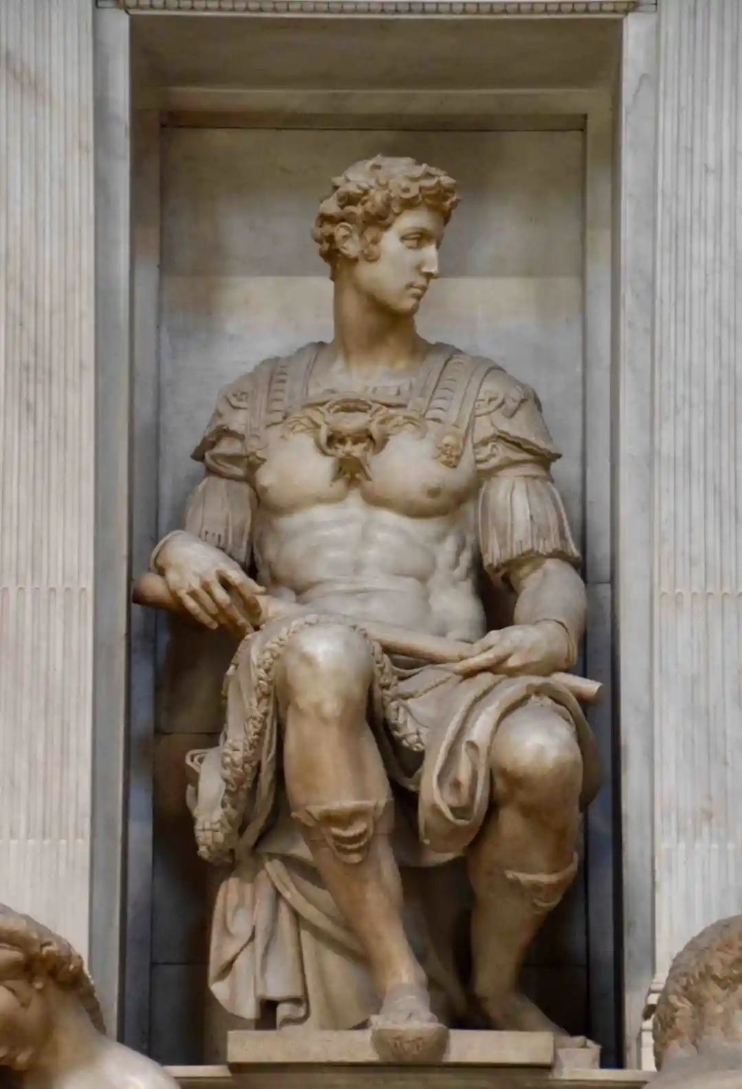 最能理解米开朗基罗雕塑与建筑思想,却仍无法展现其综合艺术天才