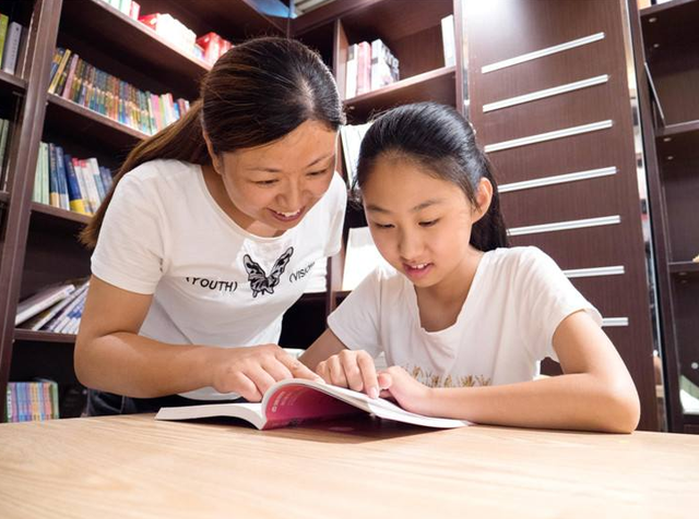 重庆高考理科状元谢欣颖,726分被清华录取,妈妈坦言:靠好习惯