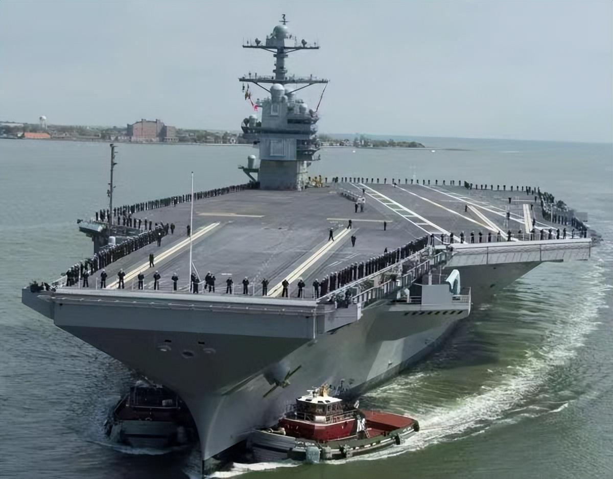 2022年6月17日随着一声礼炮的炸响,中国海军003号航母正式下水,取名为