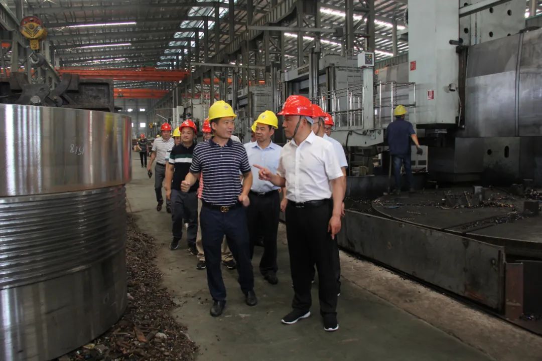 华旭初调研重点项目建设工作