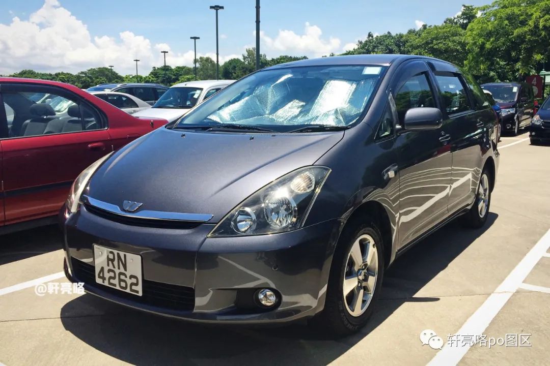 12年前的"小霸王" 丨 台湾出产,丰田wish二代7座车
