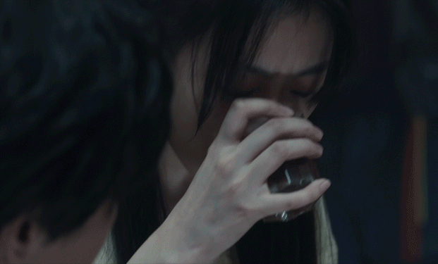 观《扫黑风暴》徐英子有感,我们可以哀其不幸,但不应该怪她愚蠢