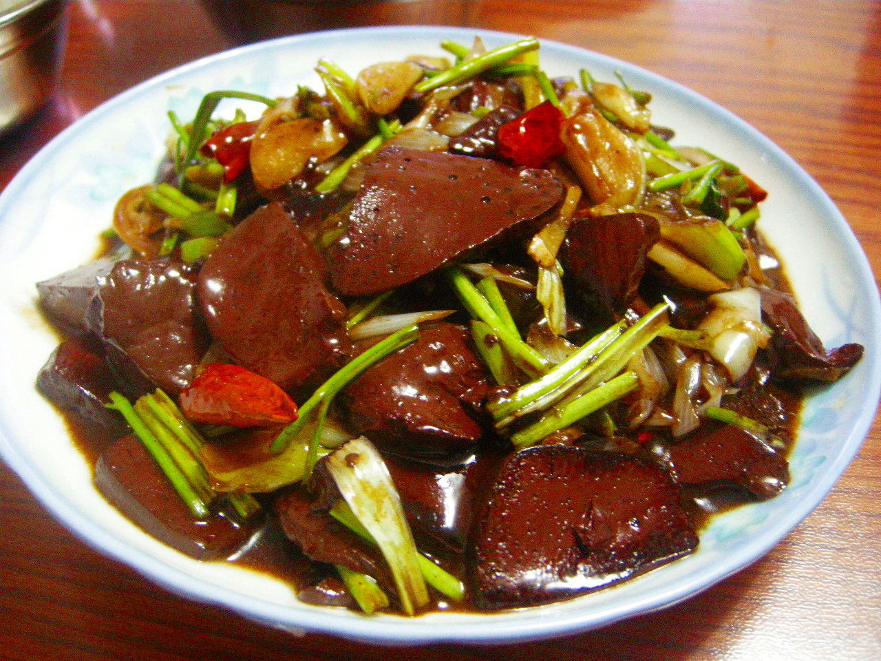 吃完猪血第二天拉出黑便,什么原因?为了家人的健康,不妨看一看