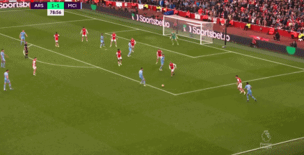 英超阿森纳vs曼城比赛回顾_萨卡进球罗德里绝杀_英超-b费点射迪亚洛绝杀 曼联2-1逆转曼城