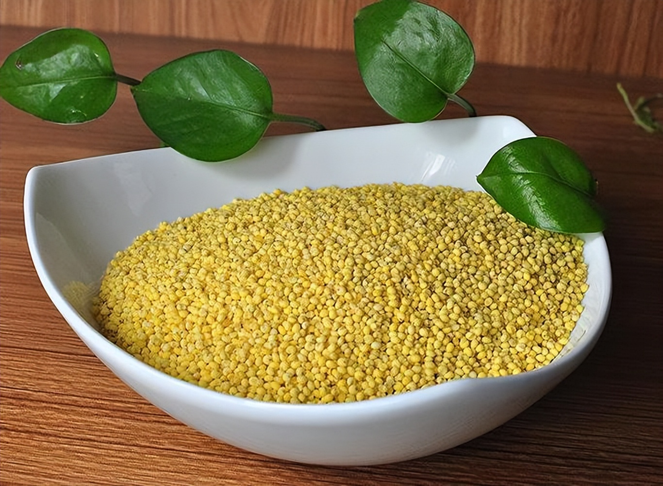 了解黍米这种营养丰富的古老杂粮,探索多种美味的烹饪方法!