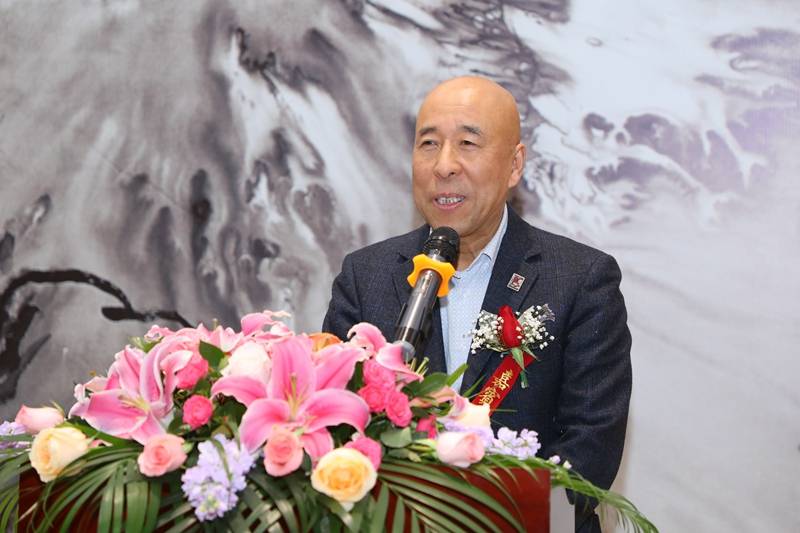 攀越——陈其和冰雪写意泼墨画展在北京举行