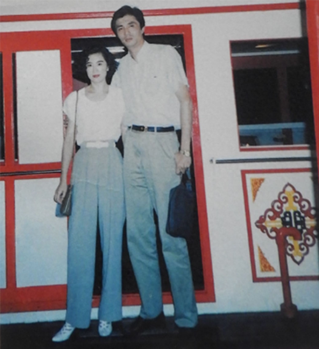 回顾汪嘉伟之子汪琦在父母离异下成长走上导演路成他们的骄傲