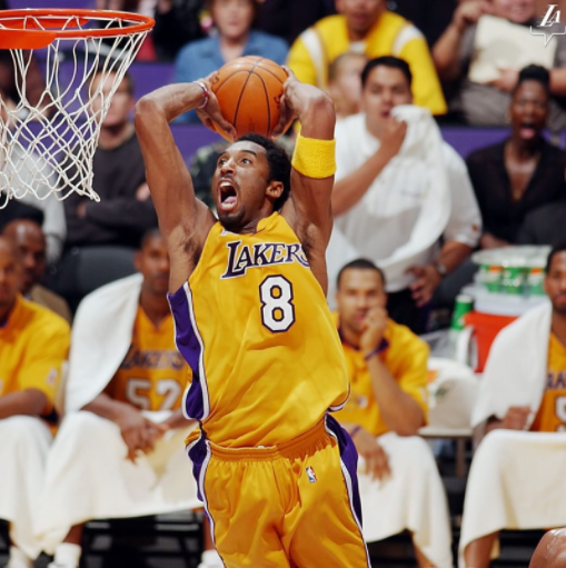 为什么科比在世界大赛穿10号,而在nba穿8号和24号?