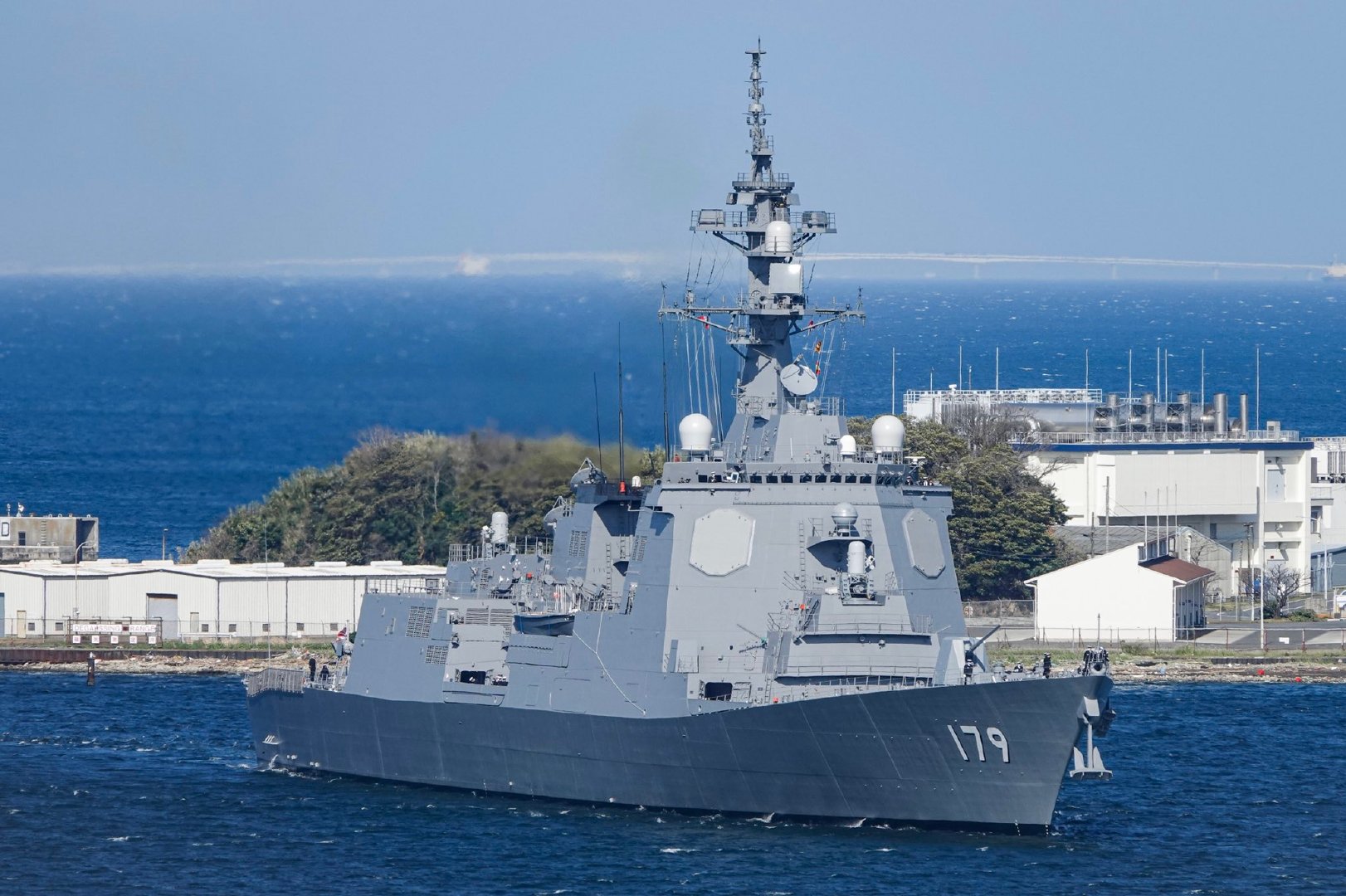 亚洲第一海军浮出水面!坐拥3艘航母,39艘防空舰和75艘潜艇