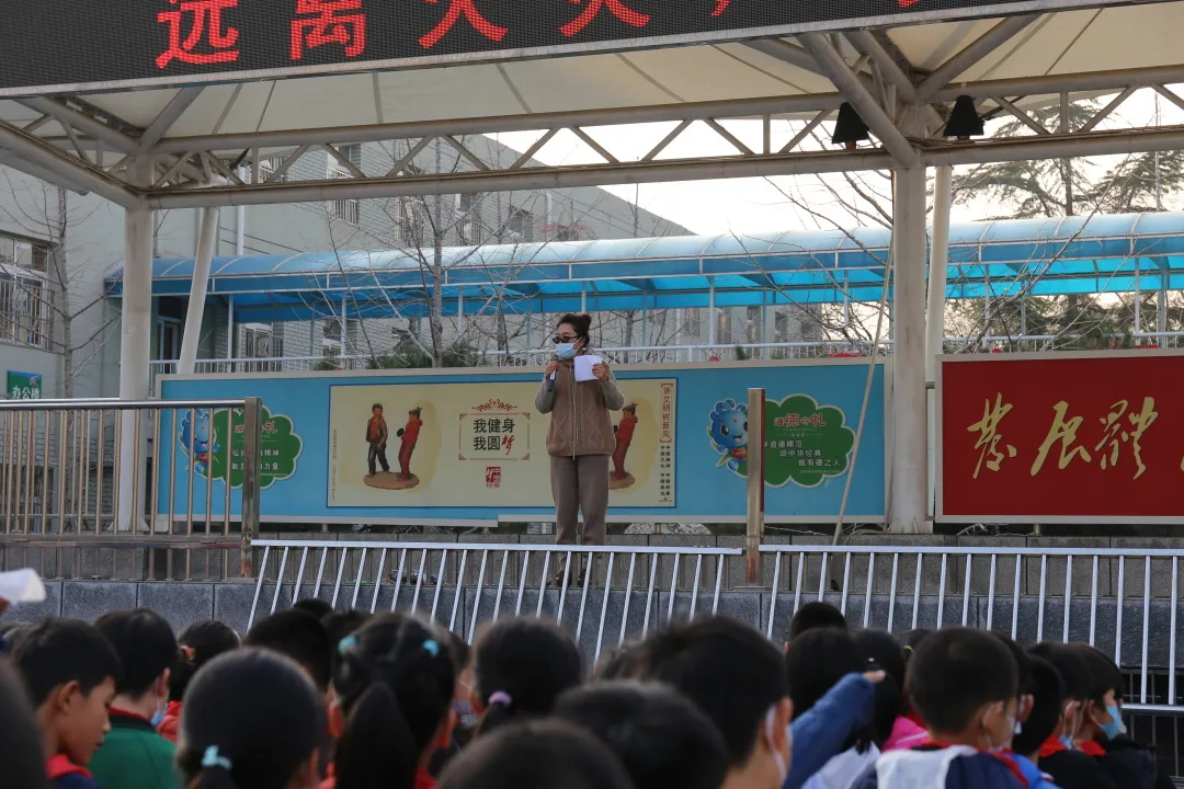 通州区运河小学开展消防安全教育演练 共建平安校园